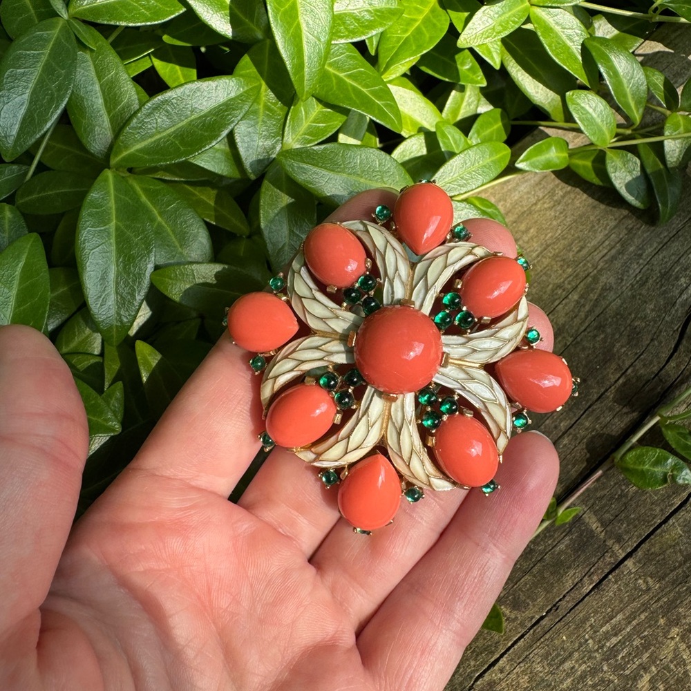 Trifari L'Orient Brooch